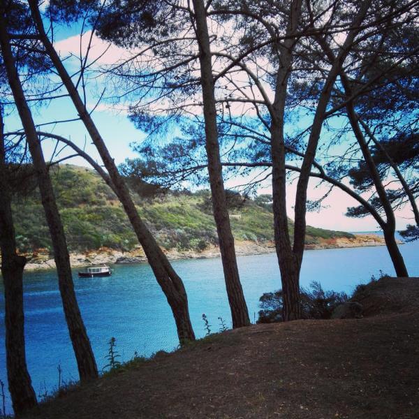 La spiaggia di Barbarossa a Porto Azzurro